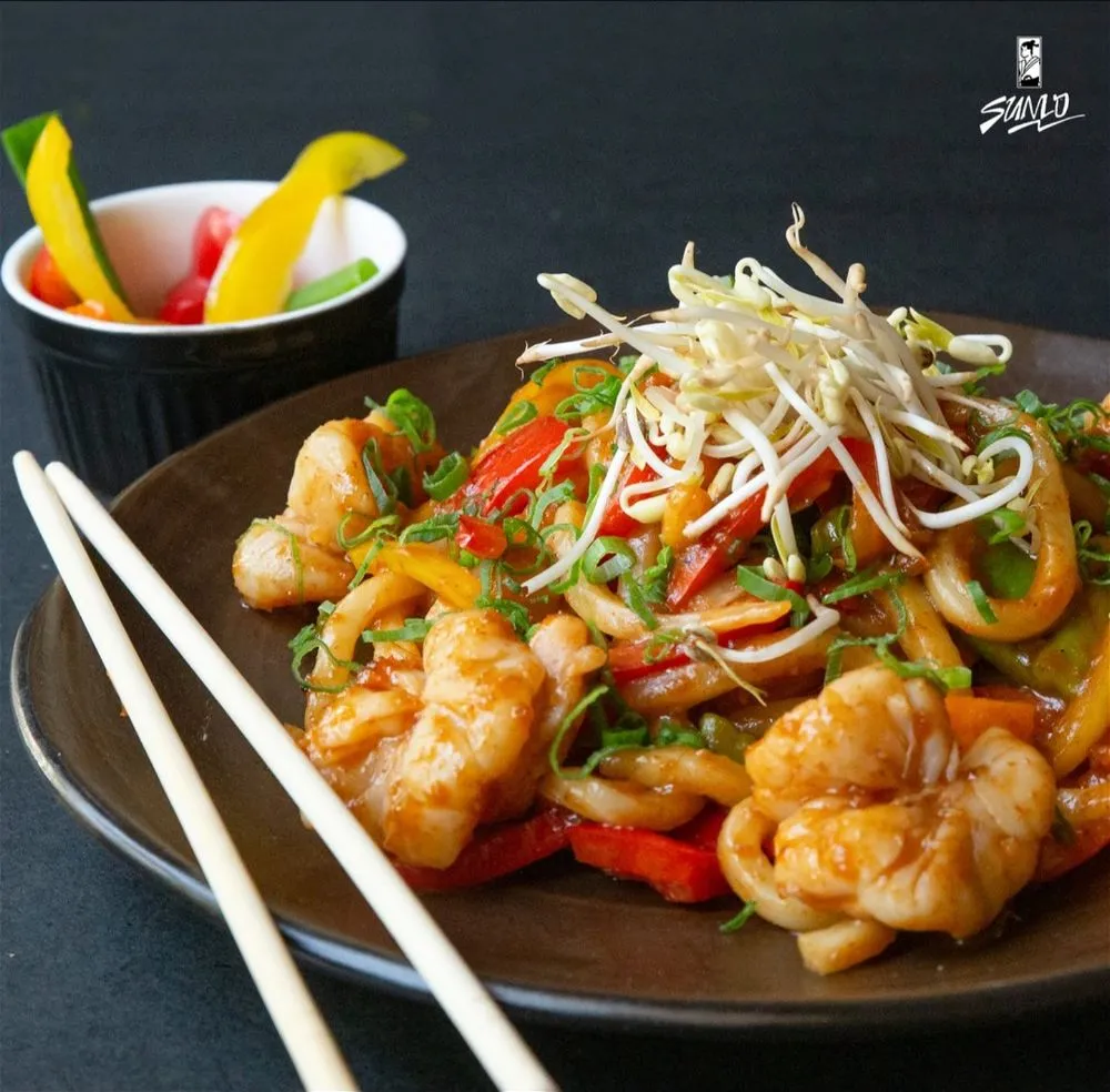 SUMO SIGNATURE SHRIMP UDON - Specials