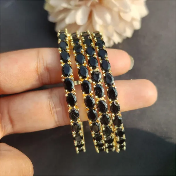 Black Bangles Set