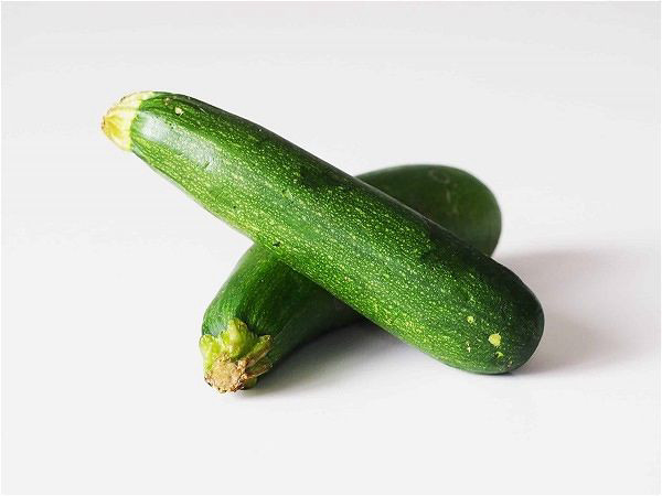 Zucchini Green Per Lb