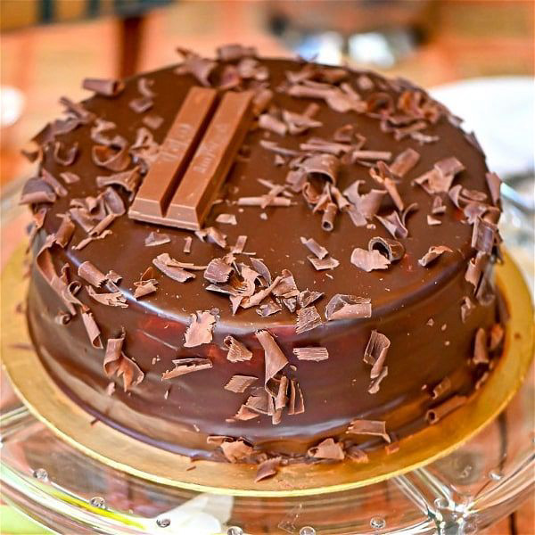 Kitkat Chocolate Cake - Cakes