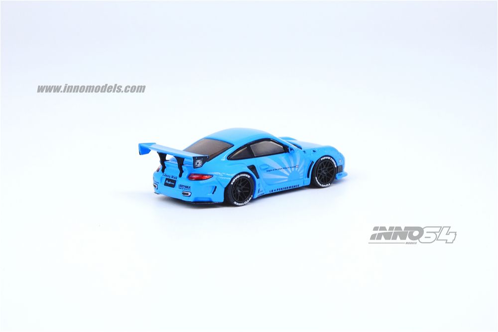 INNO64 | PORSCHE 997 LBWK | BLUE