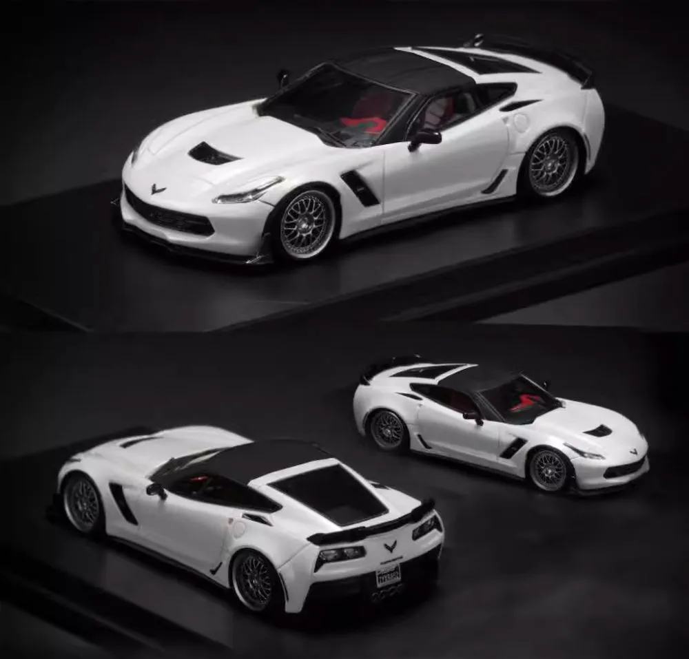 YM MODEL | CHEVROLET CORVETTE C7 | WHITE