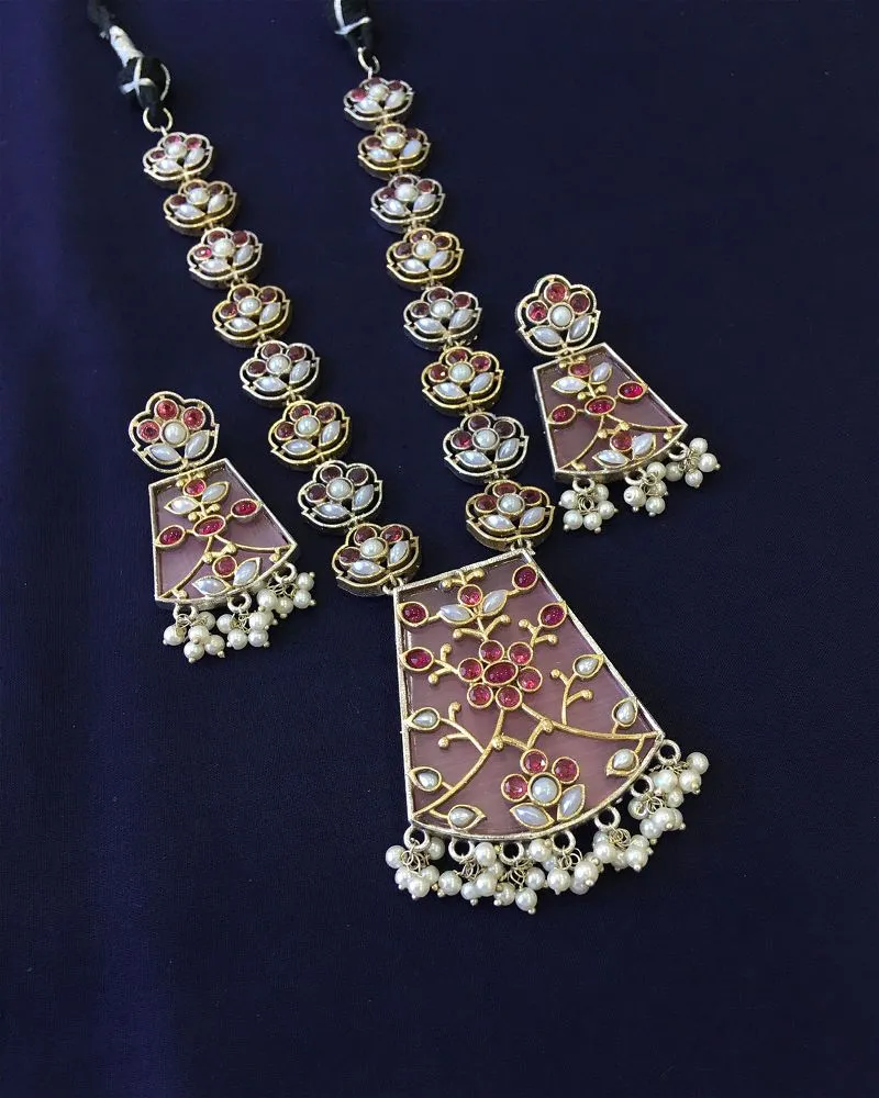 Aniyah Pink Inkari Necklace set