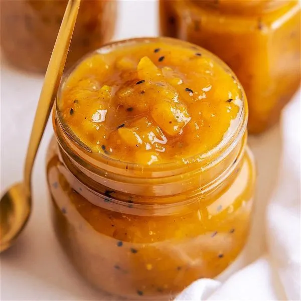 Waqar Mango Chutney 330g