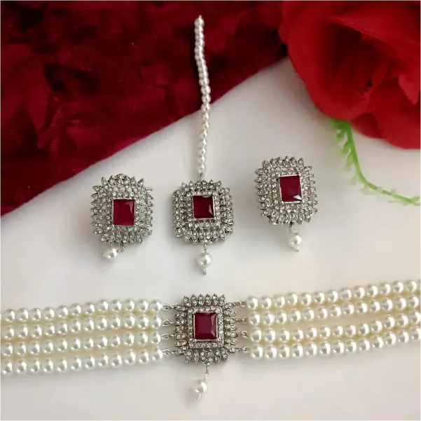 Zircon Mehroon Choker Set