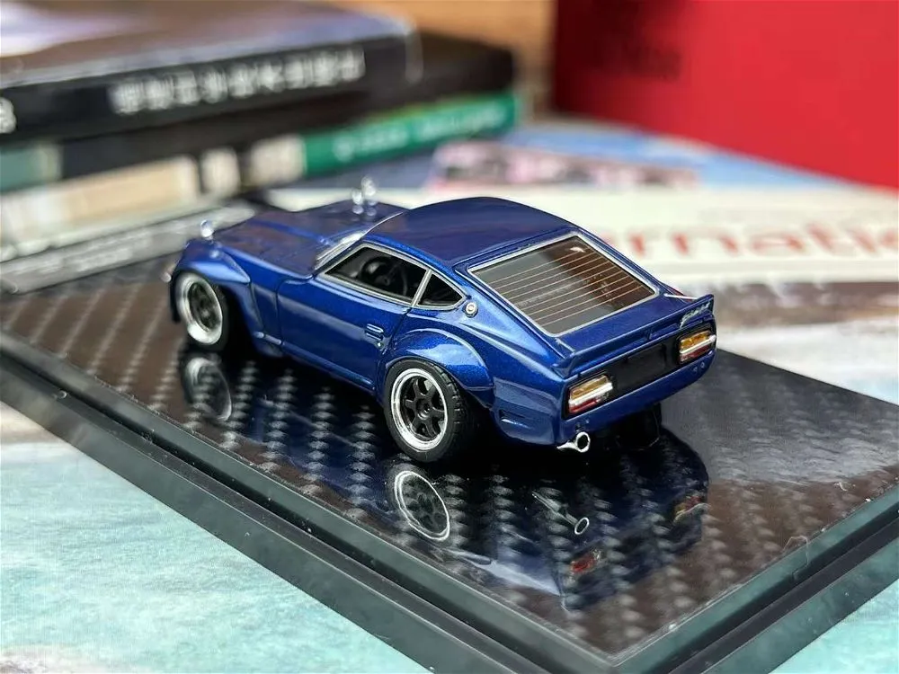 ERROR 404 | NISSAN 240Z | BLUE