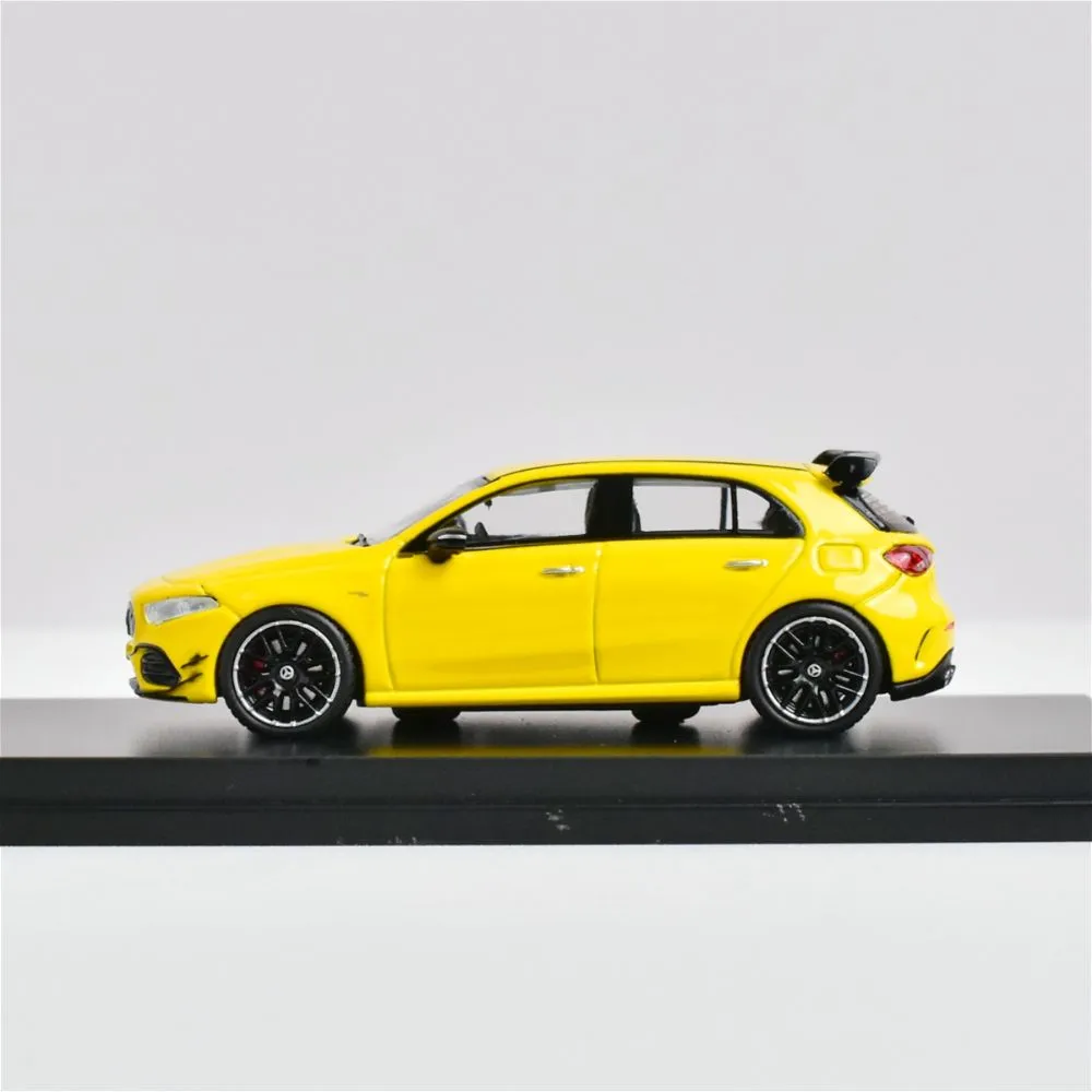 XT | MERCEDES BENZ AMG A45 | YELLOW