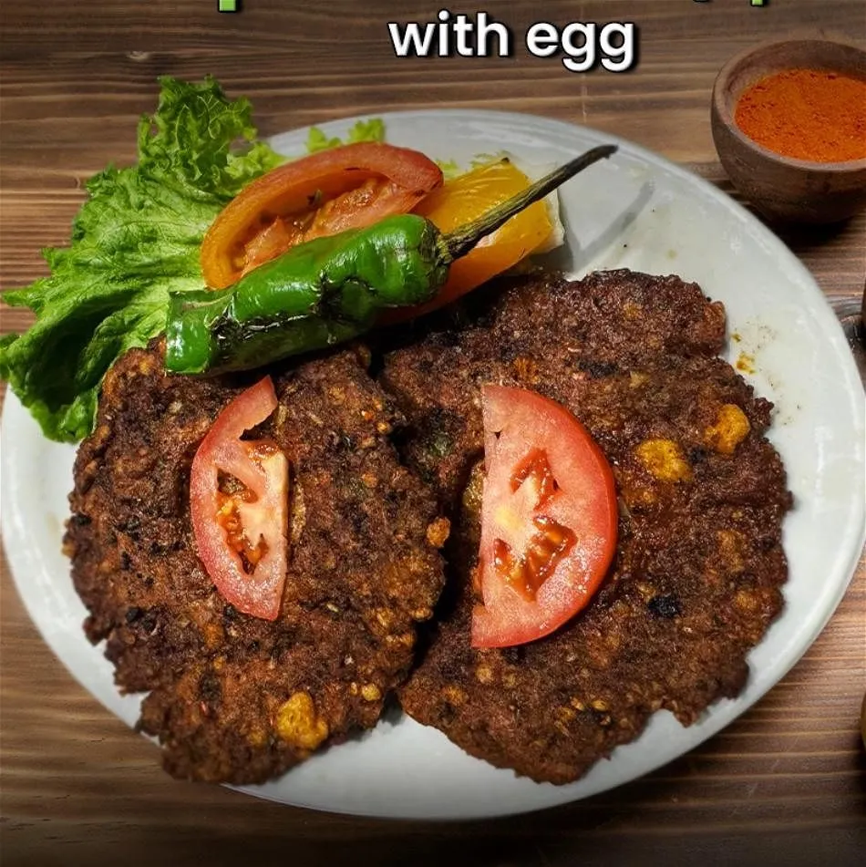 Beef Chapli Kabab (Special) With Egg & Rice/Naan