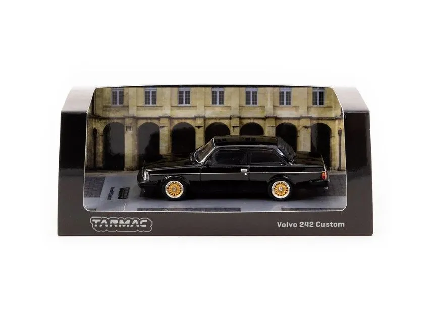 TARMAC WORKS | VOLVO 242 CUSTOM | BLACK