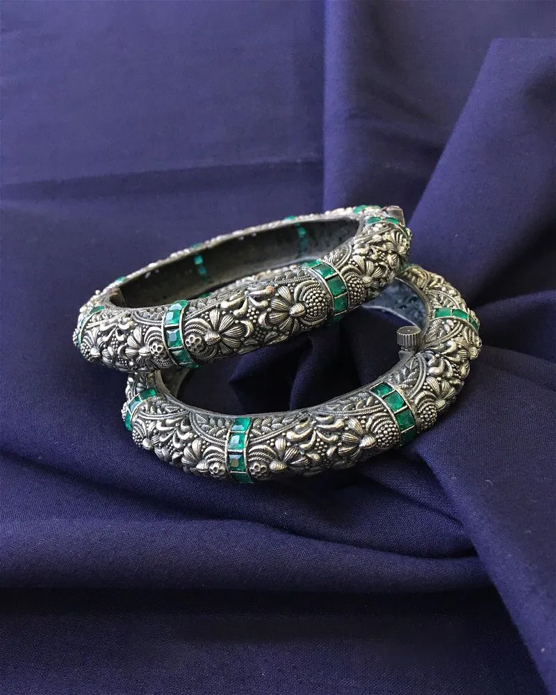 Boho Antique Silver Bangles Round Green