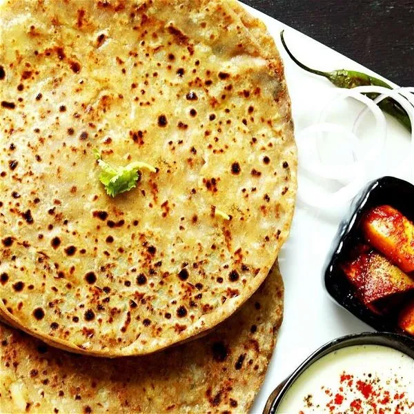 Anda Cheese Aloo Paratha