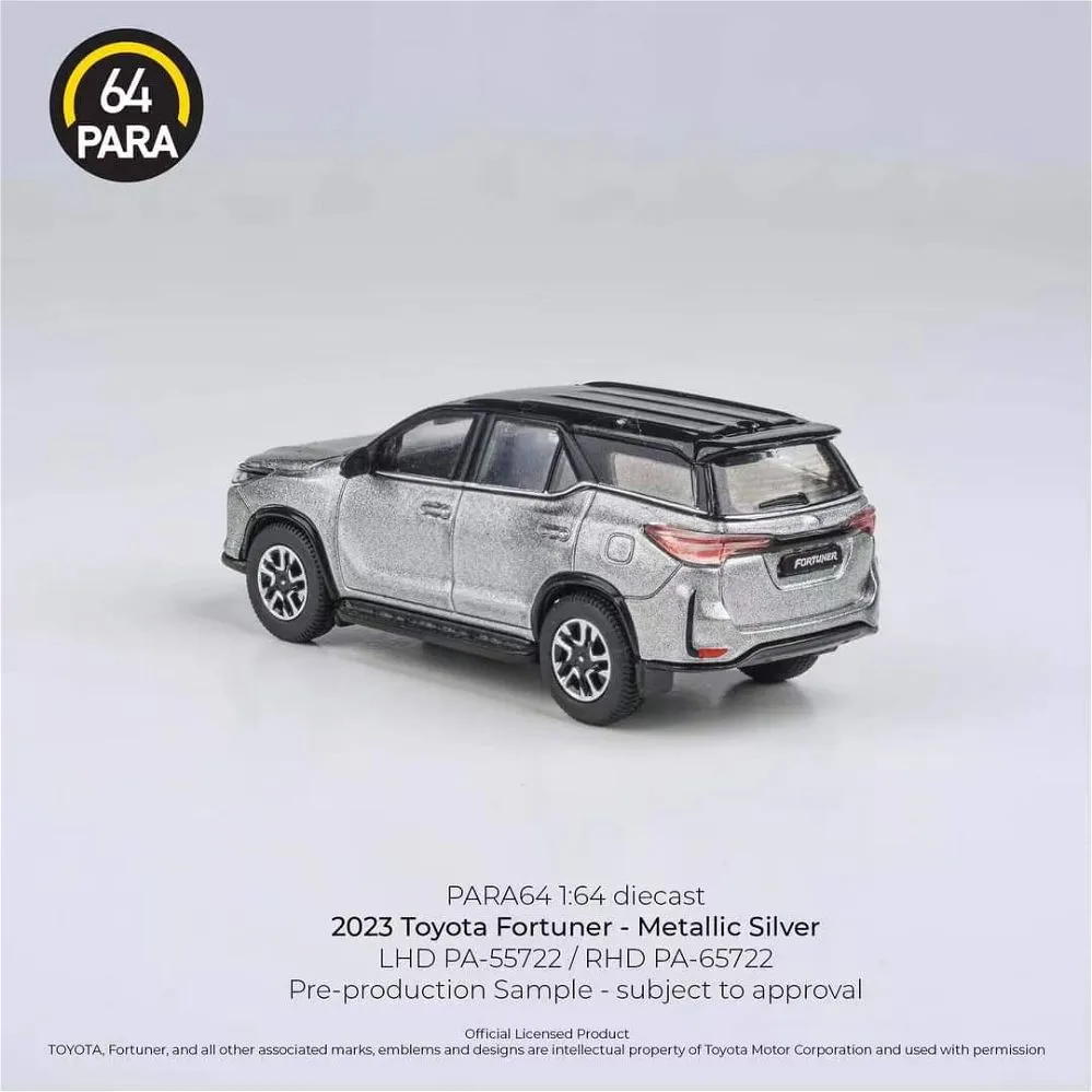 PARA64 | TOYOTA FORTUNER 2023 | METALLIC SILVER