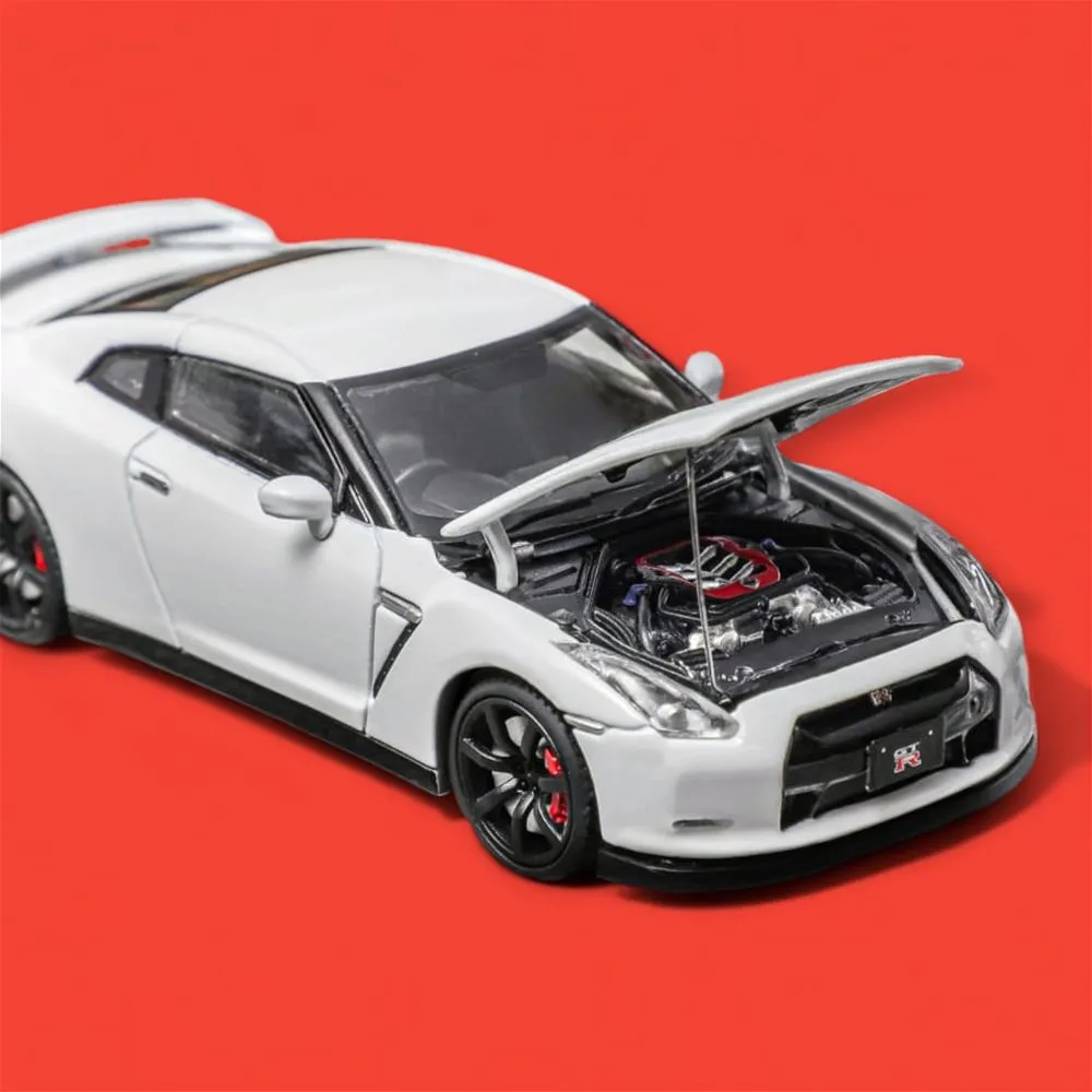 FOCAL HORIZON | NISSAN GT-R R35 | WHITE