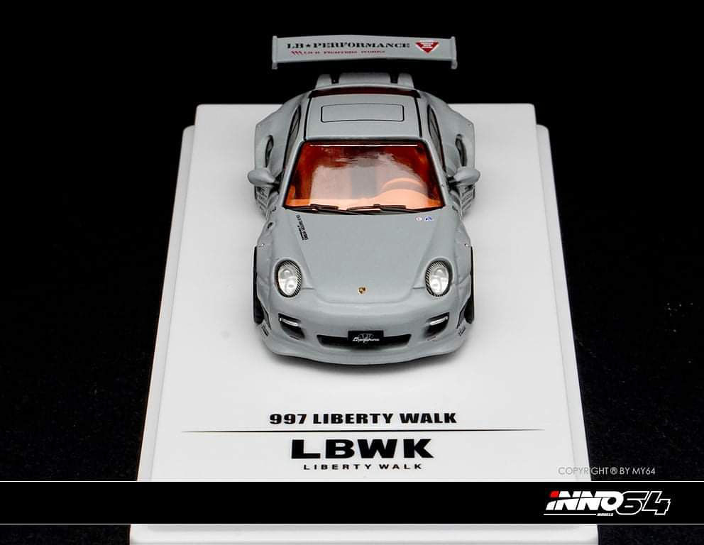 INNO64 | PORSCHE 997 LBWK | GREY