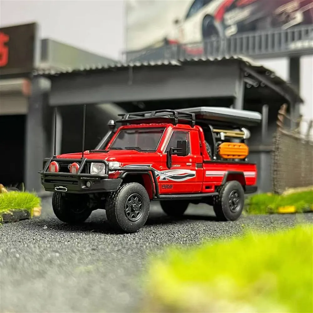 AUTOBOTS | TOYOTA LAND CRUISER LC79 SINGLE CABIN | RED