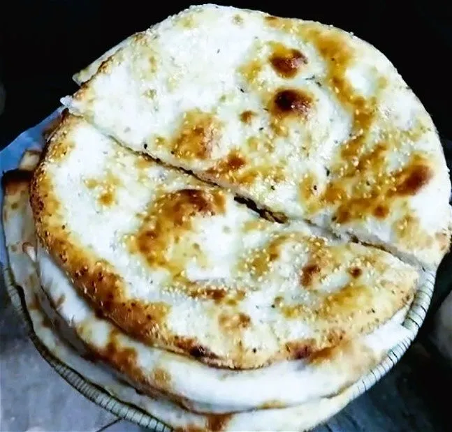 Sesame naan