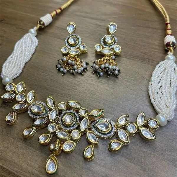 Floral Kundan Set