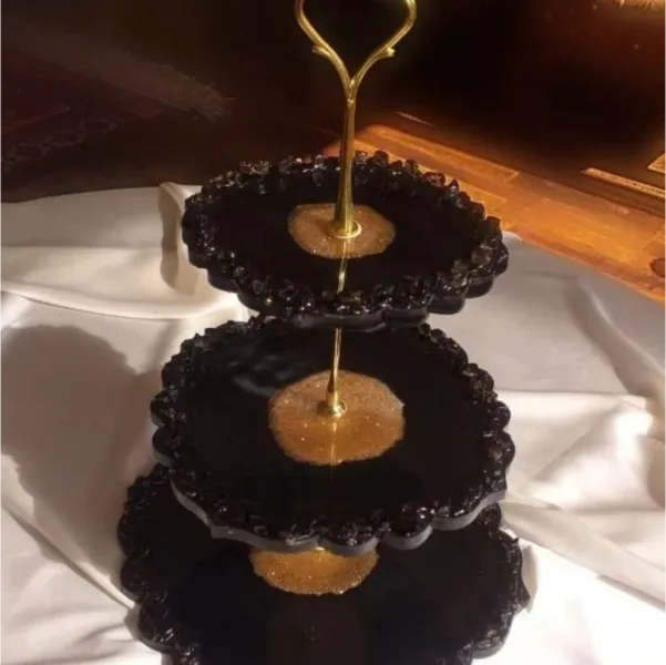 Black And Gold 3 Tier Muffins Tray