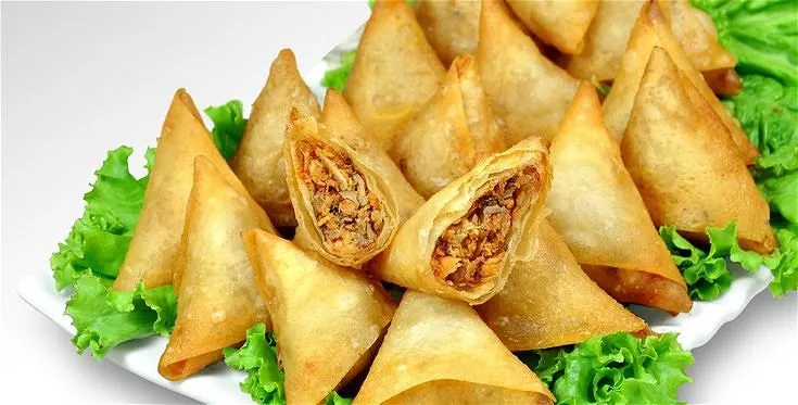 Chicken Samosa (4 Psc.)