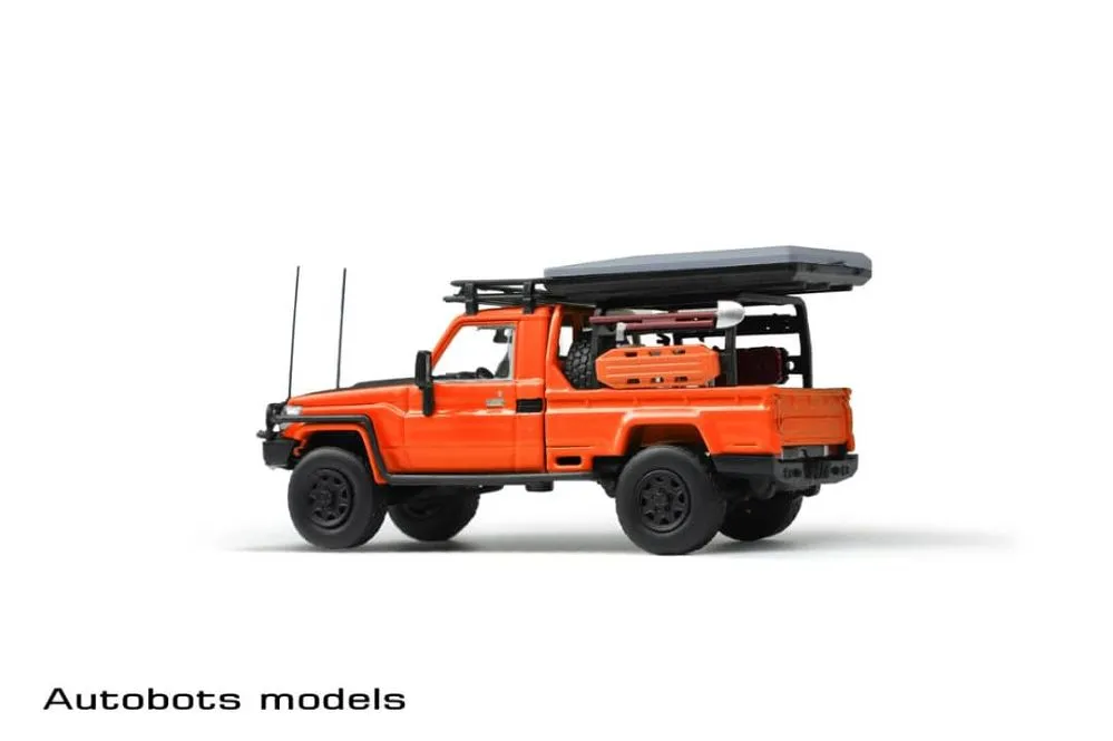 AUTOBOTS | TOYOTA LAND CRUISER LC79 | SINGLE CABIN | ORANGE