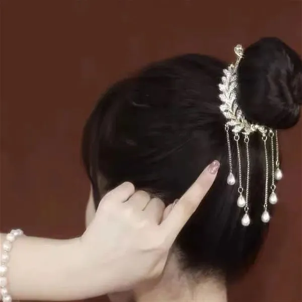 Luxury zirconia Tassel Hairclip