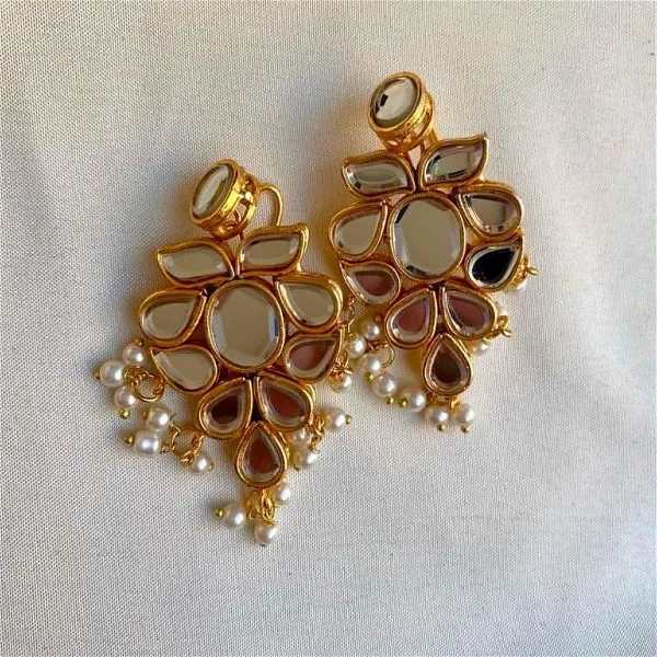 Kundan Pearl