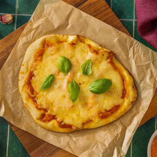 Butter Chicken Naan Pizza