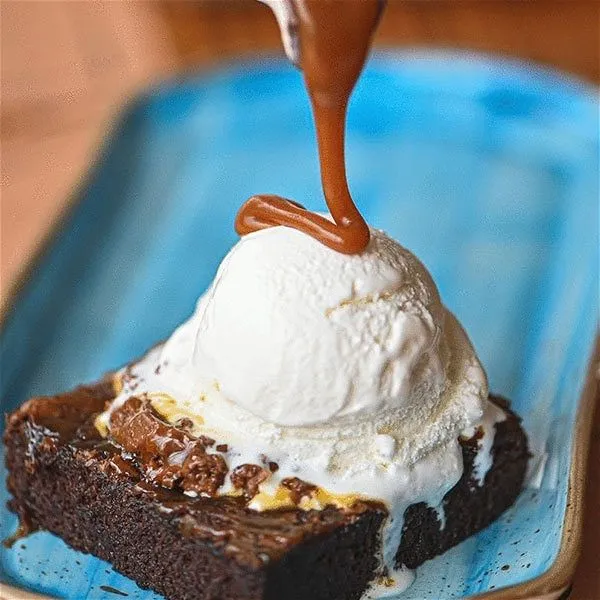 Traditional Chocolate Brownie With Vanilla Ice Cream