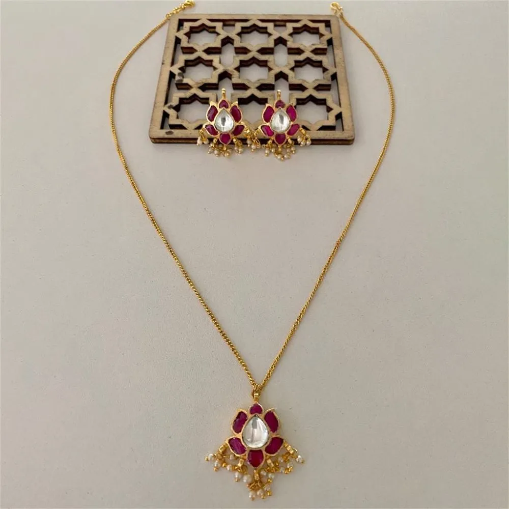 Lotus Pendant Set Pacchi Kundan