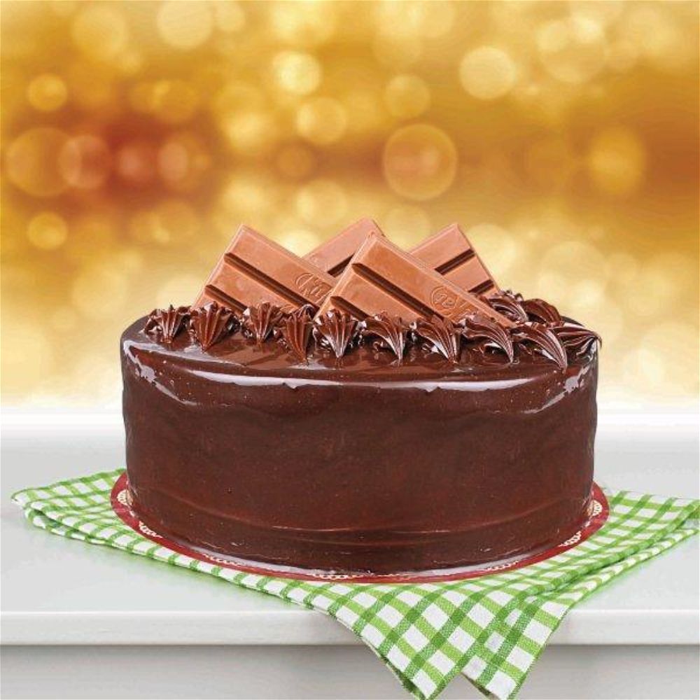 Kitkat Chocolate Cake