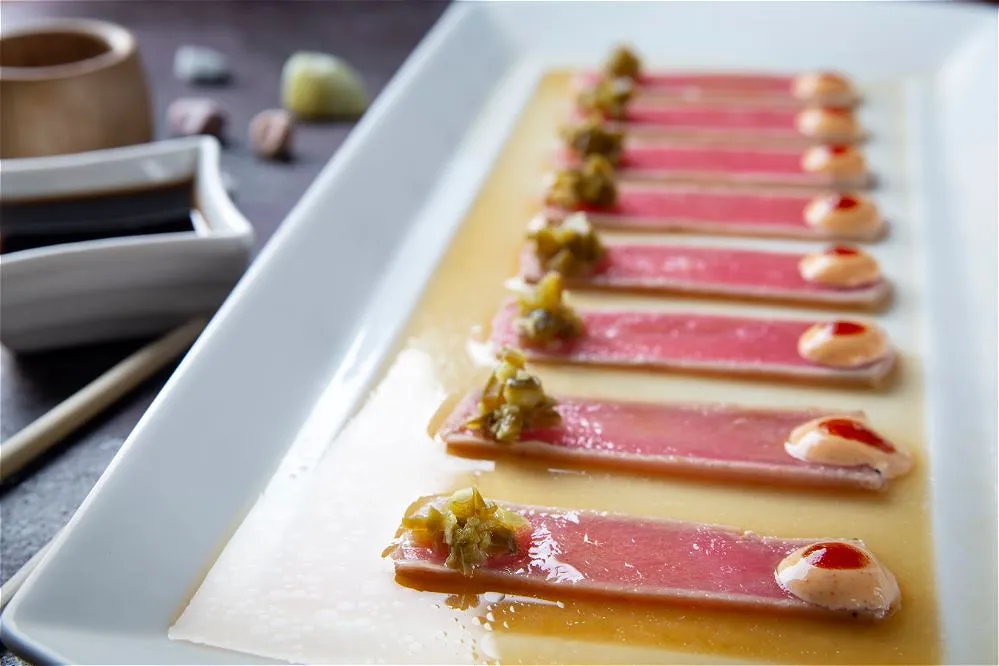 SPICY TUNA TATAKI