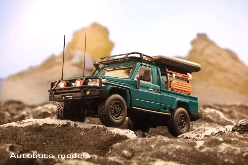 AUTOBOTS | TOYOTA LAND CRUISER LC79 SINGLE CABIN | GREEN