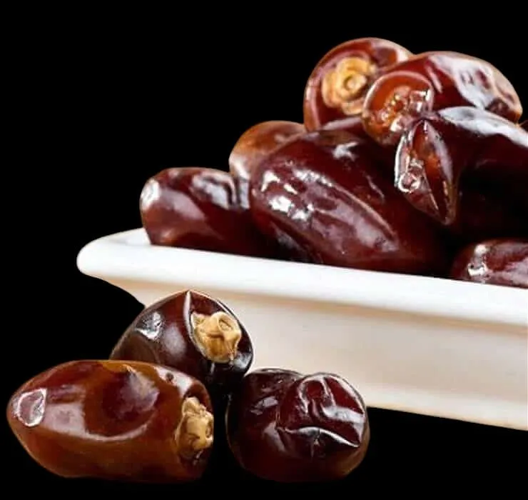 Royal Leaf Ajwa Date 200Gm