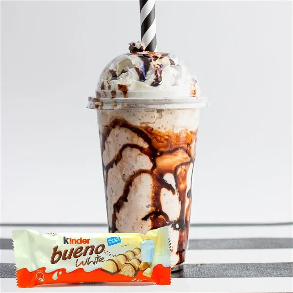 Kinder Bueno White