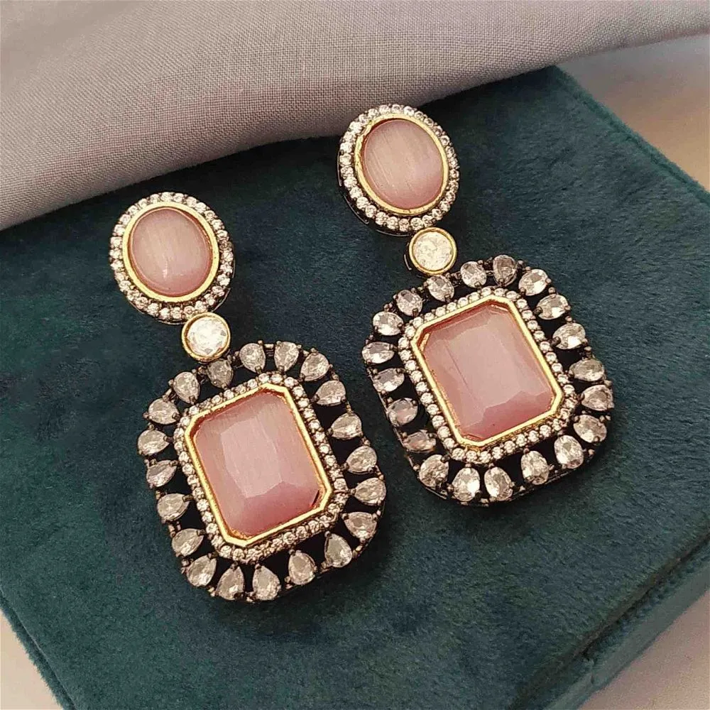 Rameen Zirconia Earrings Pink