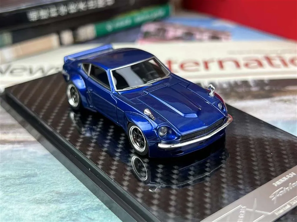 ERROR 404 | NISSAN 240Z | BLUE