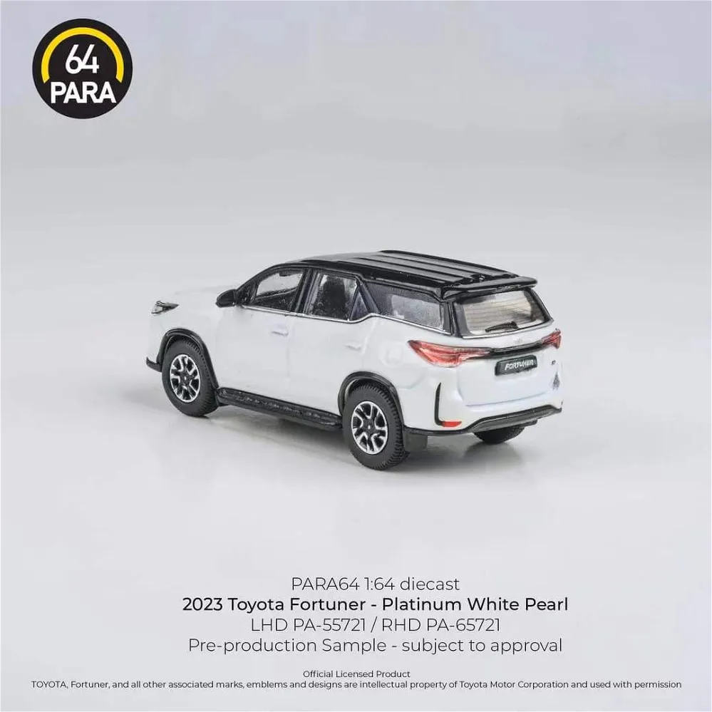 PARA64 | TOYOTA FORTUNER 2023 | PLATINUM WHITE PEARL