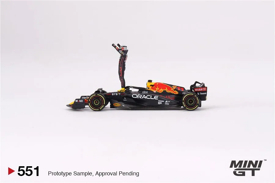 MINI GT | ORACLE RED BULL RACING RB18 #11 | SERGIO PEREZ | 2022 MONACO GP WINNER