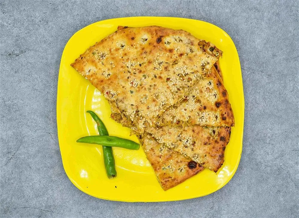 Chicken Achari Naan