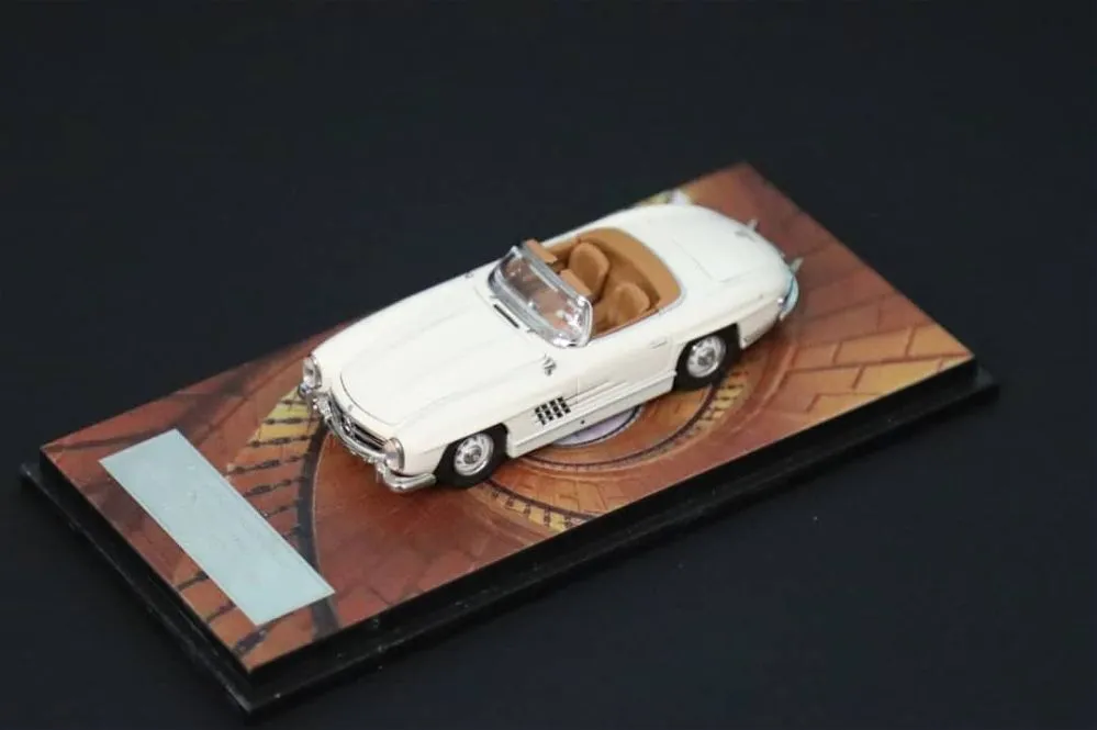 ZFC | MERCEDES BENZ 300SL W198 ROADSTER | WHITE/BROWN INTERIOR