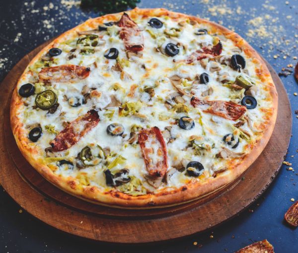 Anokhi Sabzi Pizza - Pizza