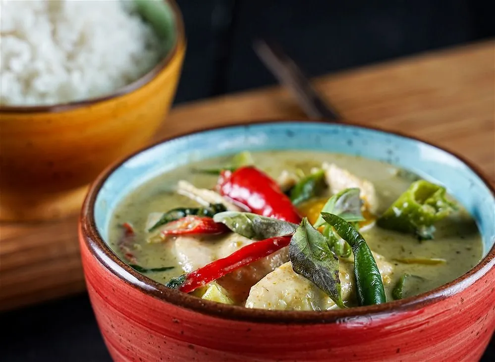 Green Curry With Steamed Rice