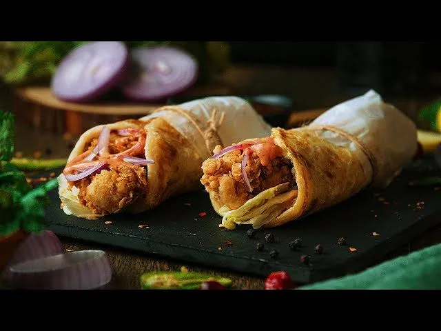 Zinger Paratha Roll