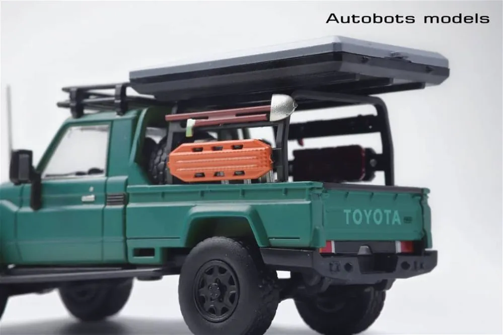 AUTOBOTS | TOYOTA LAND CRUISER LC79 SINGLE CABIN | GREEN