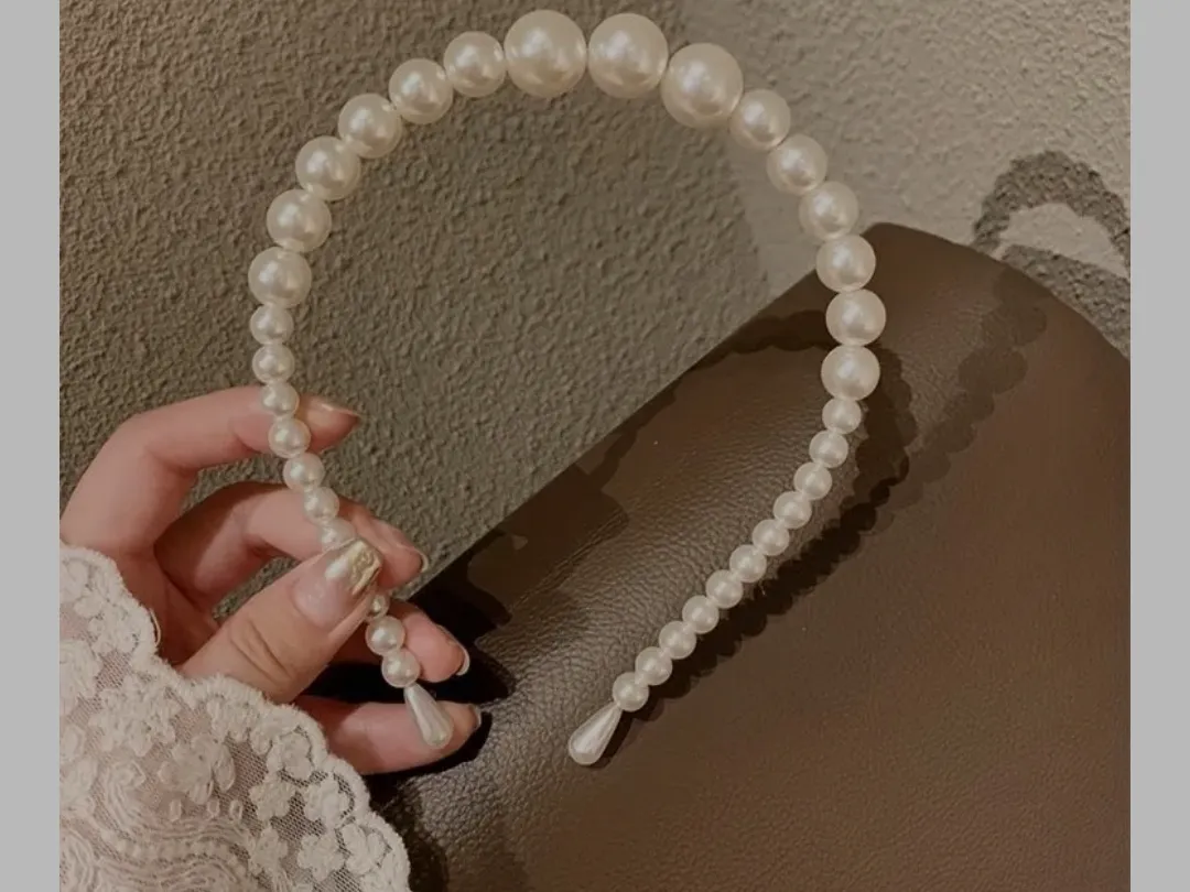 Pearl hair band