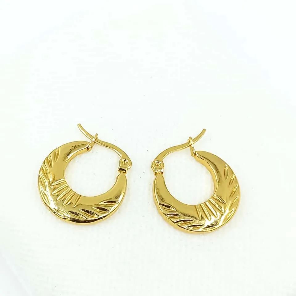 Textured golden hoops