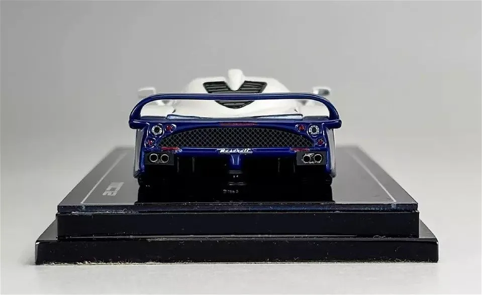 YM MODEL | MASERATI MC12